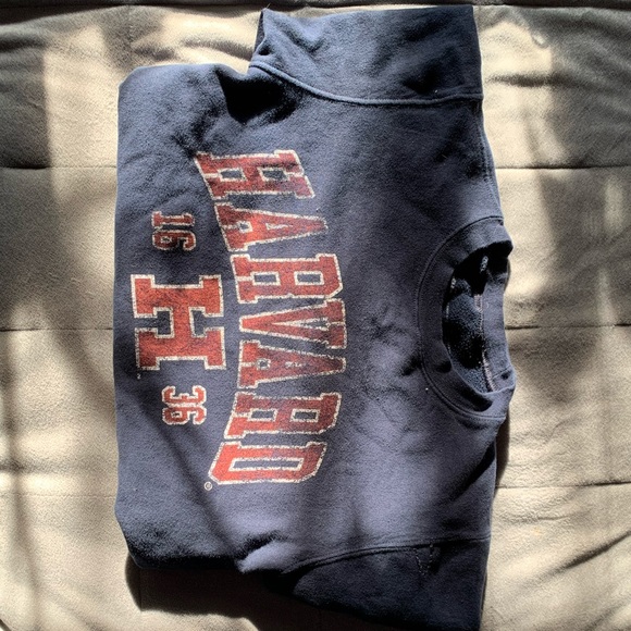 Cropped Harvard sweater. Size S. - Picture 1 of 3